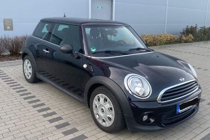 Mini ONE 181.000 km 5.450 &euro; Mommenheim 55278