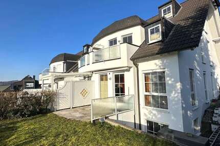 Haus Taunusstein - 5 Zimmer, 165 m&sup2;, 535.000&euro; | Angebot:26295409