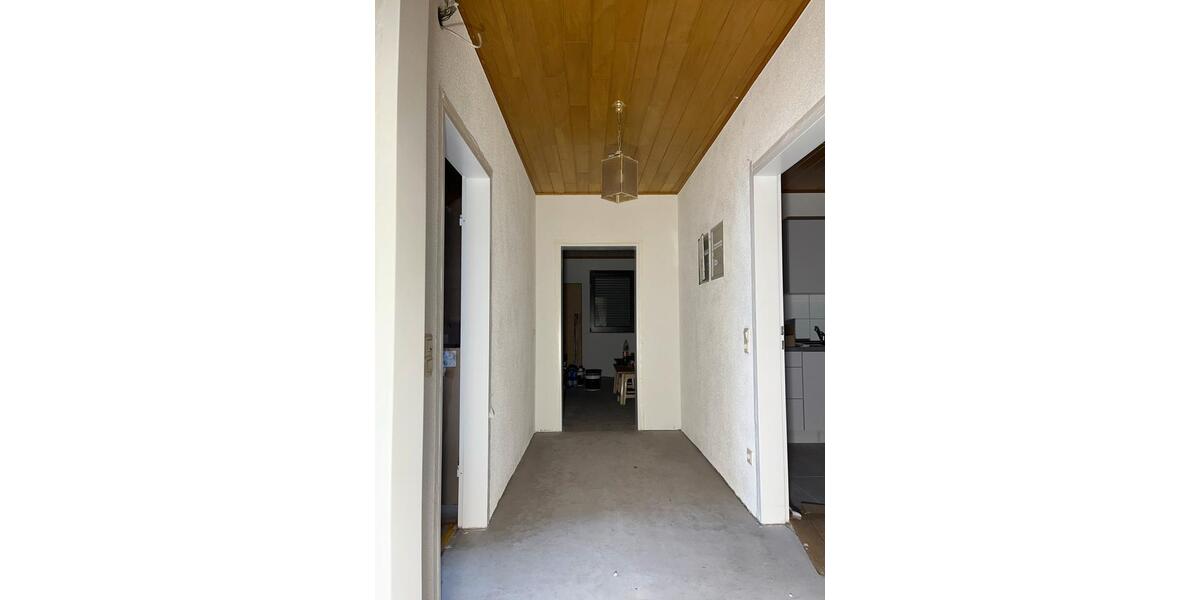 Wohn-und Geschäftshaus zu vermieten in 65232 Taunusstein zimmer