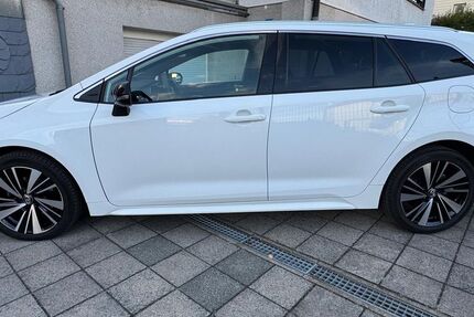 Toyota Corolla 86.500 km 21.500 &euro; Oberursel Taunus 61440