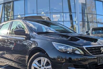 Peugeot 308 125.120 km 11.890 &euro; Mainz 55128