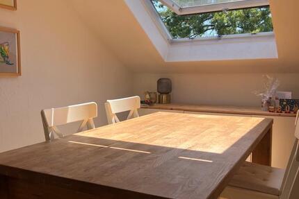 Wohnung Wiesbaden Biebrich - 2 Zimmer, 85 m&sup2;, 1.090&euro; | Angebot:26132866
