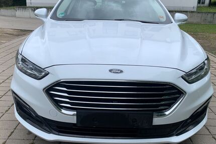 Ford Mondeo 170.879 km 10.599 &euro; Mainz-Kastel 55252