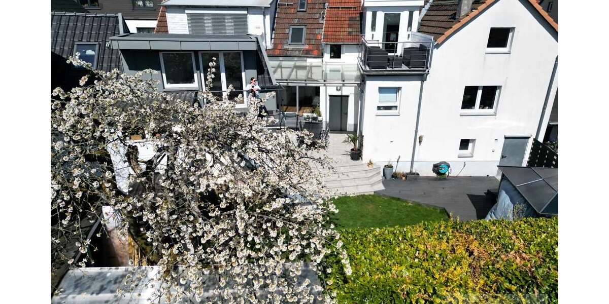 Einfamilienhaus Taunusstein / Neuhof Neuhof - 8 Zimmer, 224 m&sup2;, 749.000&euro; | Angebot:26215761