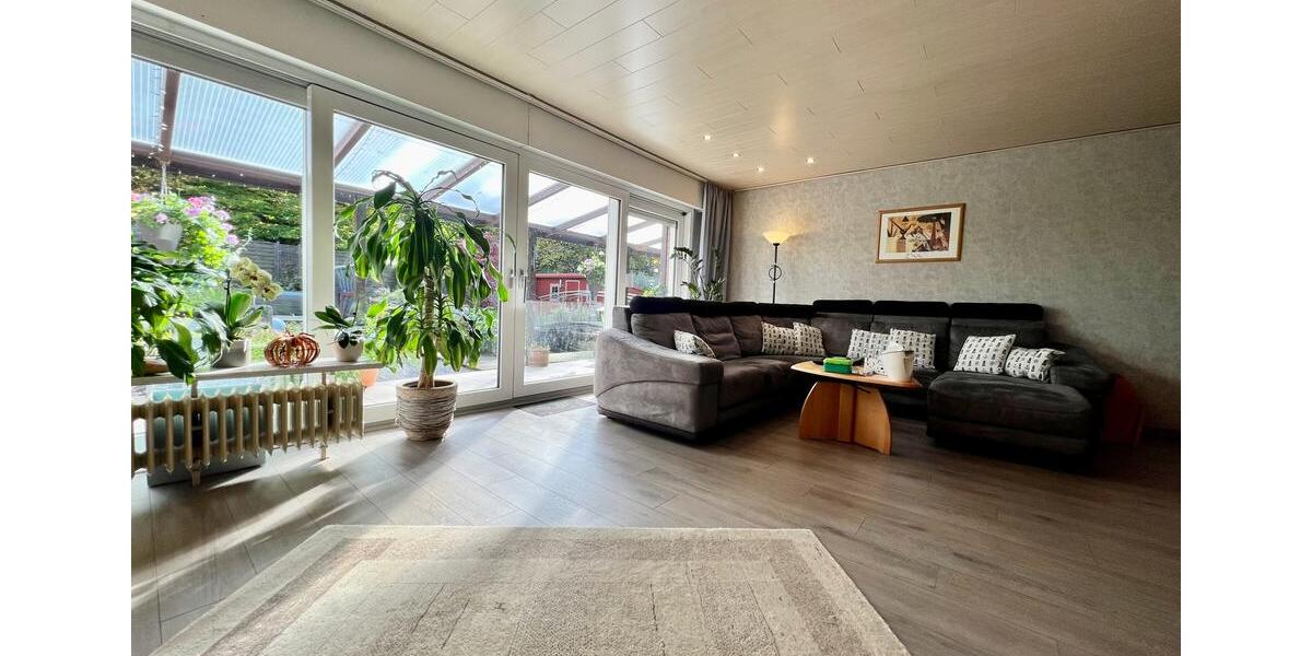 Einfamilienhaus Schlangenbad - 6 Zimmer, 174 m&sup2;, 2.500&euro; | Angebot:26670174