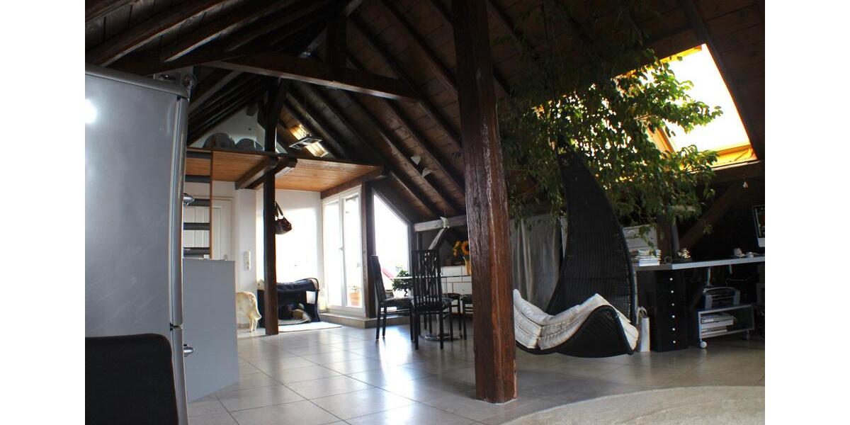 Dachgeschosswohnung mit großer Terrasse in Taunusstein-Orlen 1 zimmer