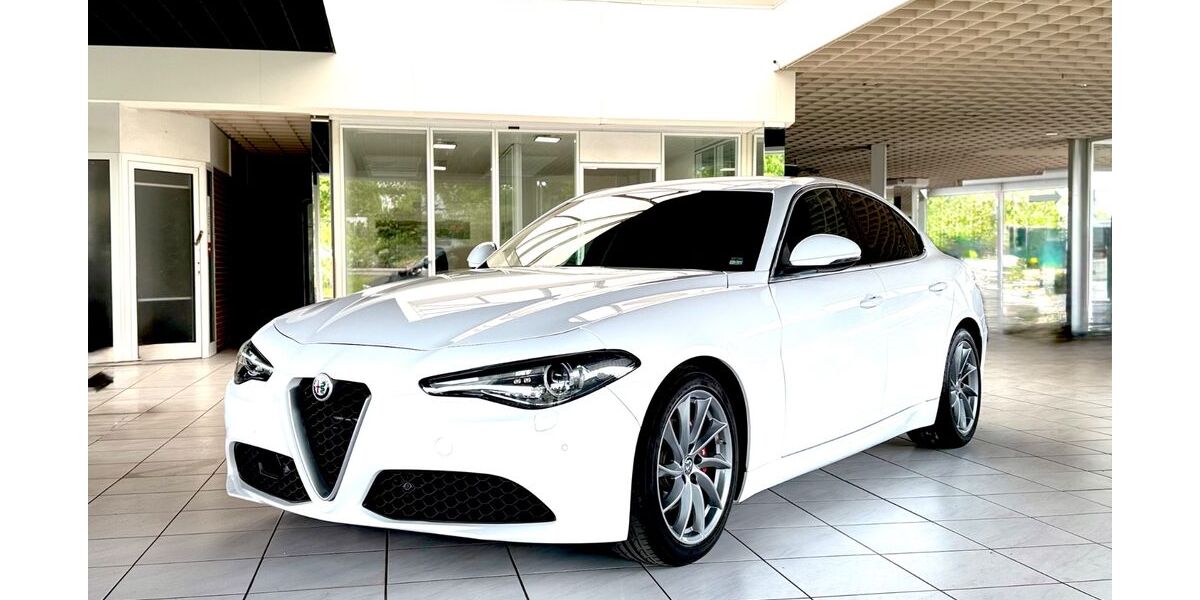 Alfa Romeo Giulia 119.000 km 16.800 &euro; Mainz 55120