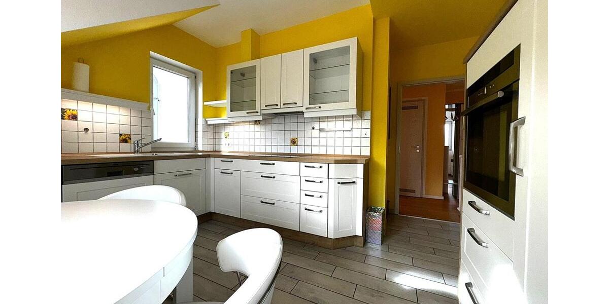 Dachgeschoßwohnung Wiesbaden Mainz-Kastel - 2 Zimmer, 65 m&sup2;, 1.150&euro; | Angebot:26381966