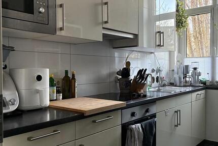 Wohnung Wiesbaden Biebrich - 4 Zimmer, 90 m&sup2;, 1.250&euro; | Angebot:25512371