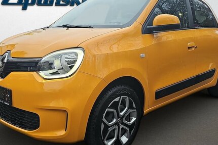 Renault Twingo Limited Original 1729 Km RARITÄT 1.729 km 11.380 € Schwalbach/Taunus 65824