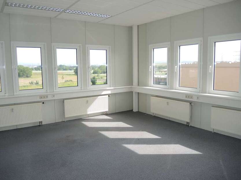 Büro in Hochheim 727,50 € 97 m²