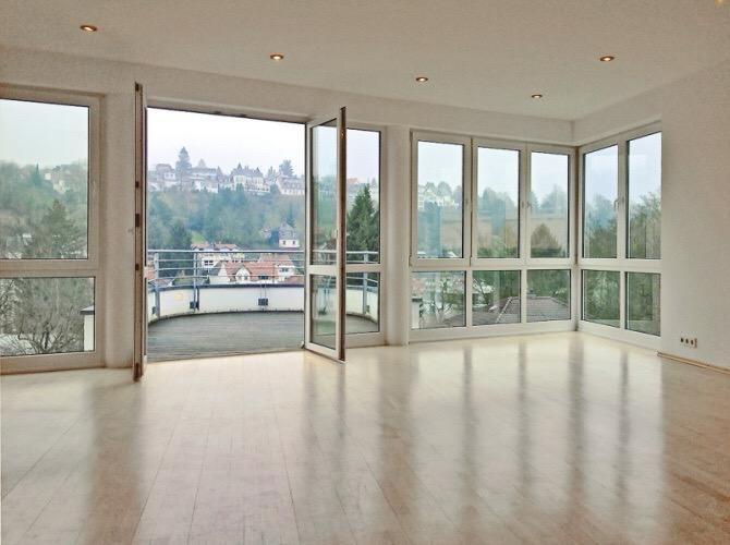 Lichtdurchflutete 3,5 Zimmerwohnung mit Panorama und 2 Balkonen 3 zimmer