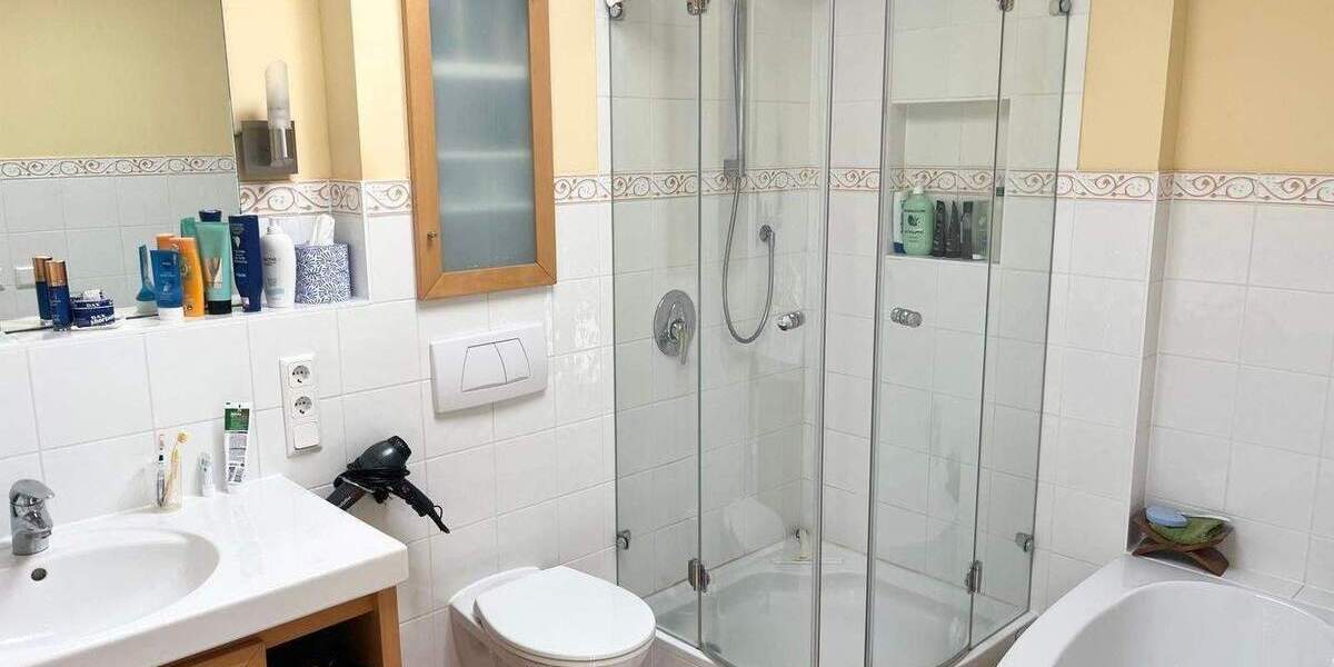 *NEU* *NEU* MODERNES SEHR GEPFLEGTES EINFAMILIENHAUS IN BESTER RUHELAGE! GLEICH BESICHTIGEN! 5 zimmer