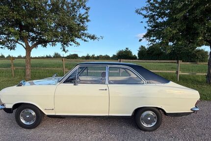 Opel Kadett 60.400 km 9.950 &euro; Wiesbaden 65187