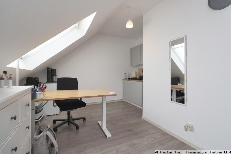 Dachgeschoßwohnung Mainz Bretzenheim - 1 Zimmer, 25 m&sup2;, 350&euro; | Angebot:25418257