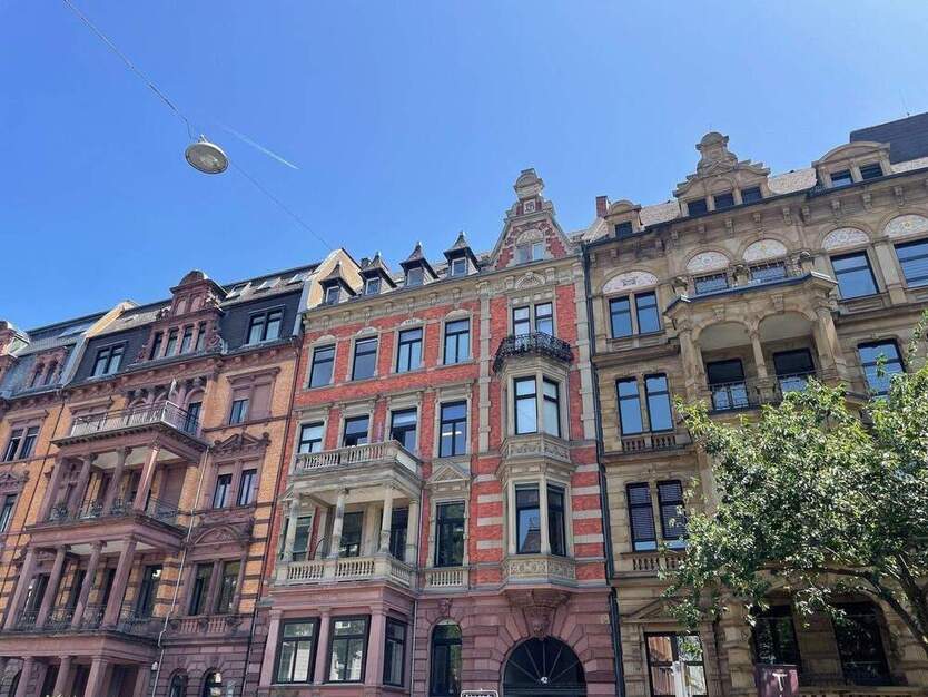 *NEU* WOHNEN SIE SCHON BALD IN DIESER SCHICKEN WOHNUNG IN EINEM REPRÄSENTATIVEN ANWESEN! 2 zimmer