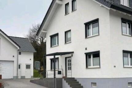 Haus Selters (Taunus) - 6 Zimmer, 145 m&sup2;, 1.800&euro; | Angebot:24874742