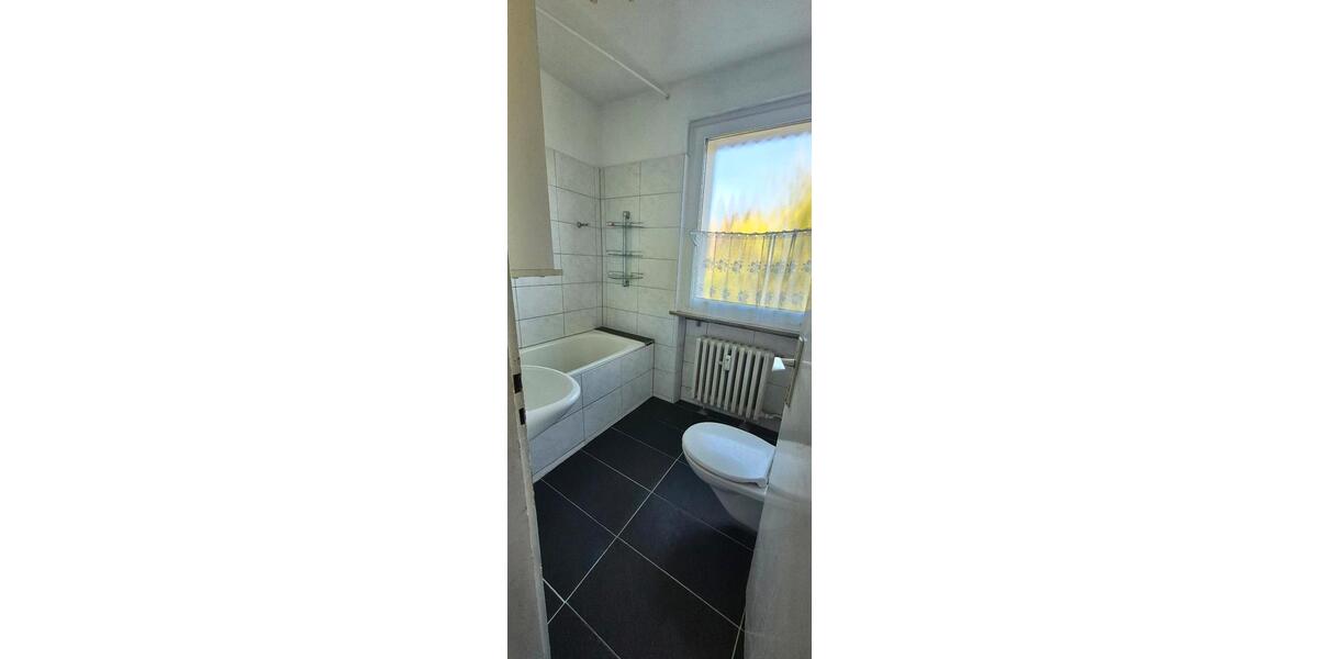 Etagenwohnung Mainz Oberstadt - 3 Zimmer, 65 m&sup2;, 1.250&euro; | Angebot:26399637