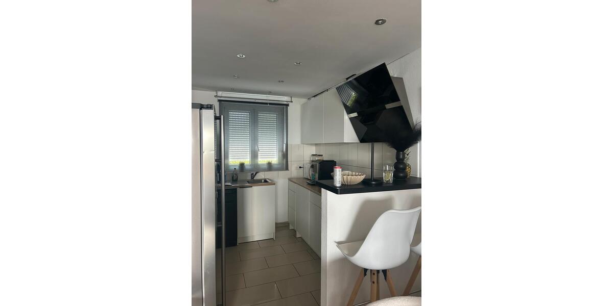 Reihenhaus Wiesbaden Biebrich - 5 Zimmer, 120 m&sup2;, 2.250&euro; | Angebot:26320830