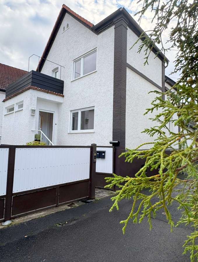 Haus zum Mieten in Rambach 1.650 € 125 m²