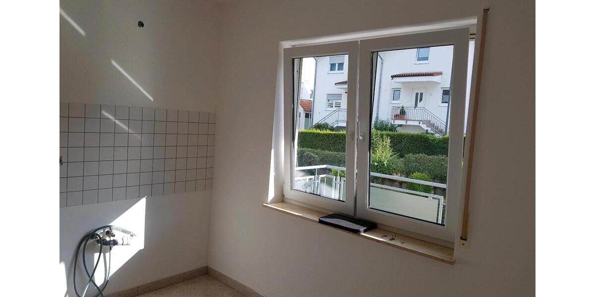 Erdgeschoßwohnung Kiedrich - 4 Zimmer, 98 m&sup2;, 1.350&euro; | Angebot:26604154