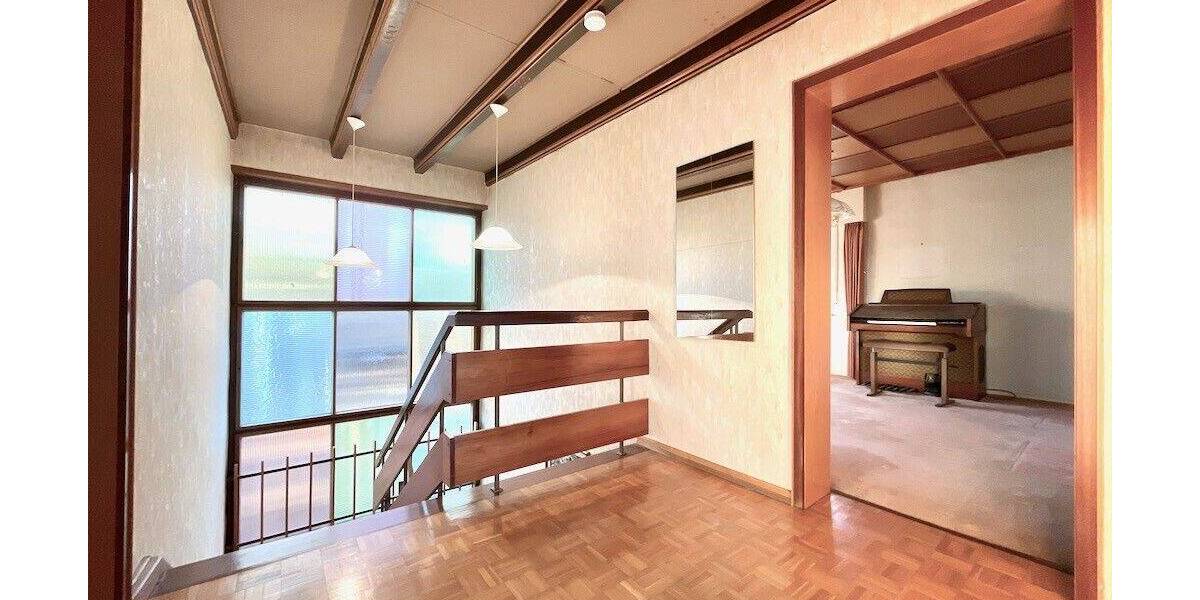Einfamilienhaus Bad Soden Neuenhain - 7 Zimmer, 169 m&sup2;, 618.000&euro; | Angebot:26887521