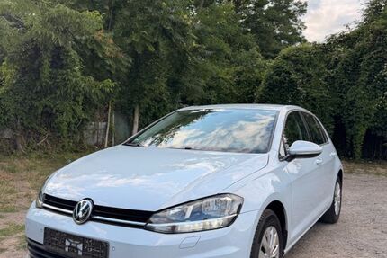 VW Golf 106.000 km 9.890 &euro; Hünstetten 65510