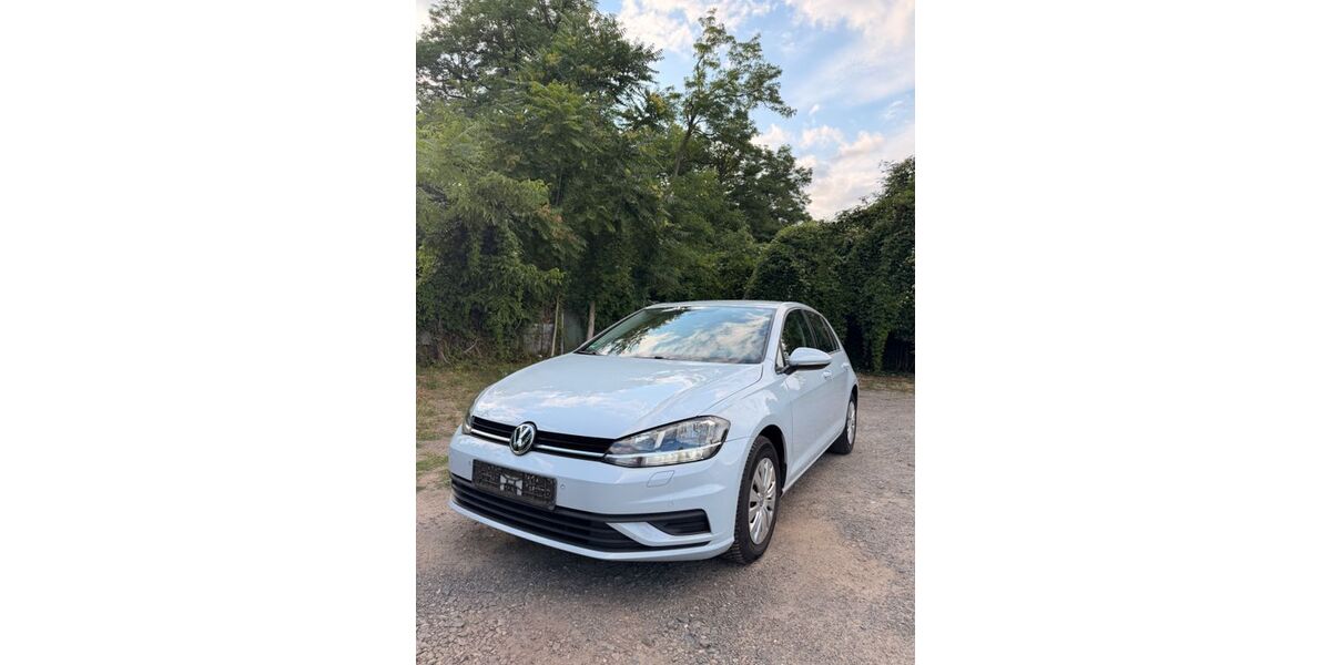 VW Golf 106.000 km 9.890 &euro; Hünstetten 65510