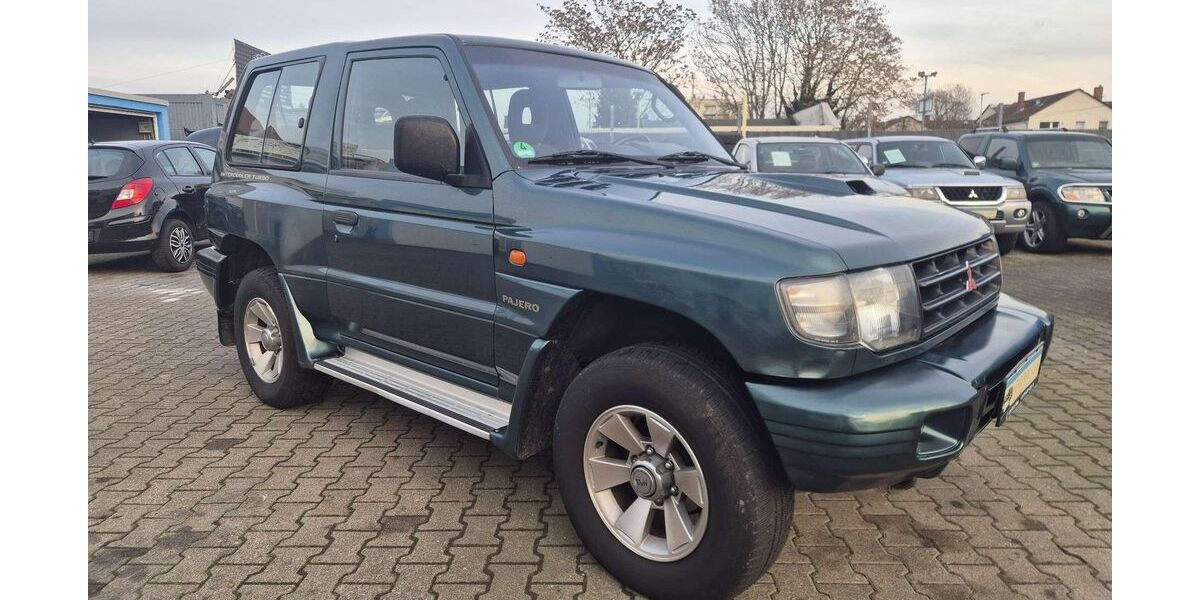 Mitsubishi Pajero 133.000 km 11.900 &euro; Mainz-Kostheim 55246