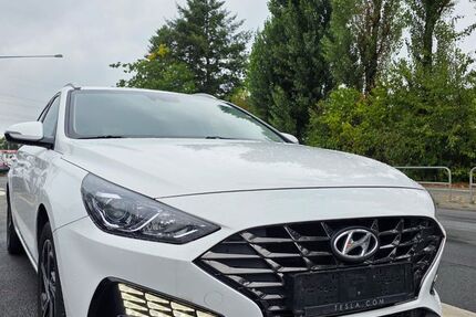 Hyundai i30 156.000 km 10.890 € Frankfurt am Main 60486