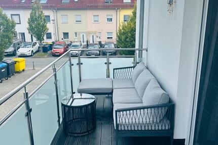 Hochwertige 3,5 Zimmer Wohnung,Garten, Balkon,Stellplatz, wie Neu 3 zimmer