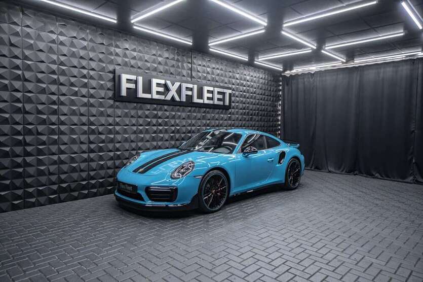 911