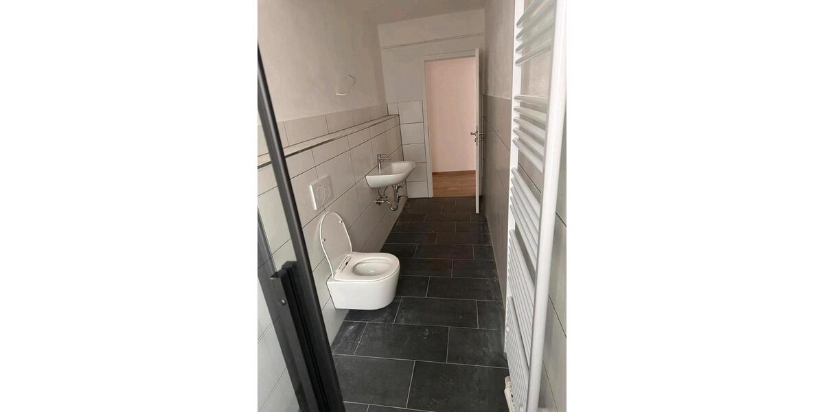 Etagenwohnung Ingelheim am Rhein - 3 Zimmer, 92 m&sup2;, 1.400&euro; | Angebot:25261112