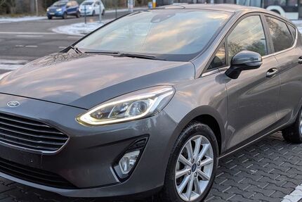 Ford Fiesta 134.565 km 9.390 &euro; Mainz 55128