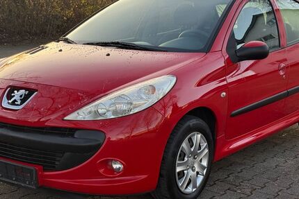 Peugeot 206 115.000 km 3.333 &euro; Rüsselsheim 65428
