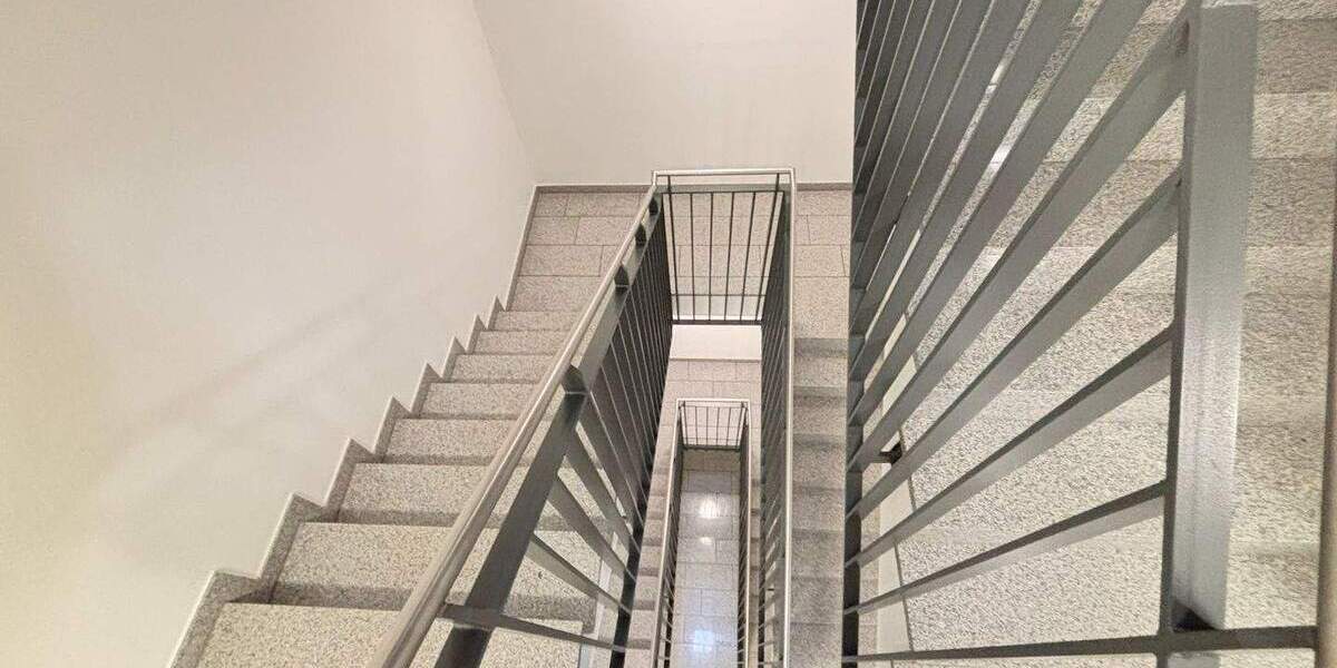 Etagenwohnung Frankfurt am Main Bockenheim - 4 Zimmer, 137 m&sup2;, 850.000&euro; | Angebot:25525017