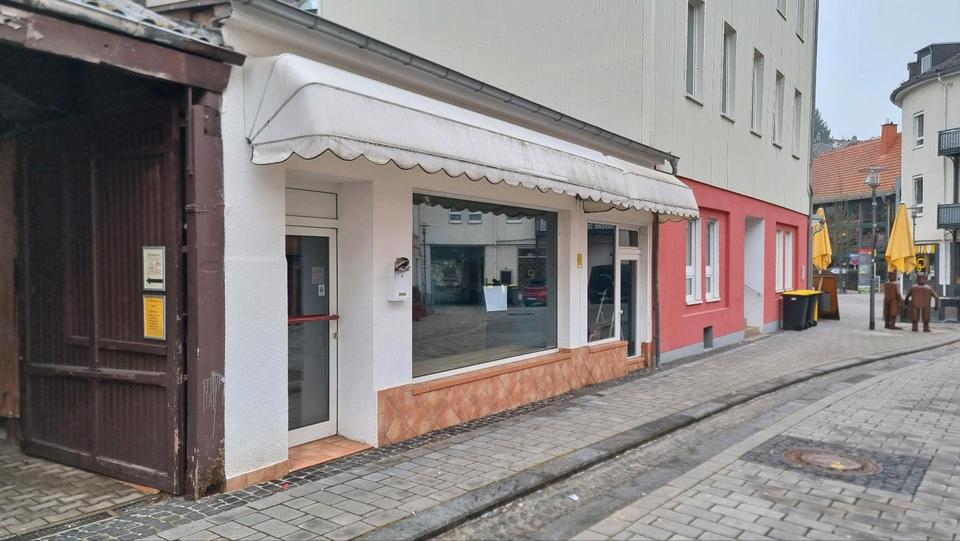 Große, helle Ladenfläche Bürofläche zu verm. 870€ inkl. nebenkos zimmer