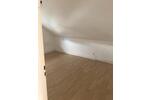 Dachgeschoßwohnung Rüsselsheim am Main - 3 Zimmer, 70 m&sup2;, 800&euro; | Angebot:26527294