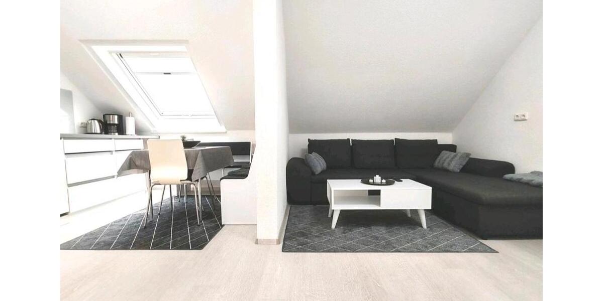 Dachgeschoßwohnung Wiesbaden Mainz-Kostheim - 1 Zimmer, 60 m&sup2;, 1.500&euro; | Angebot:25179944