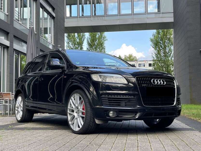Q7