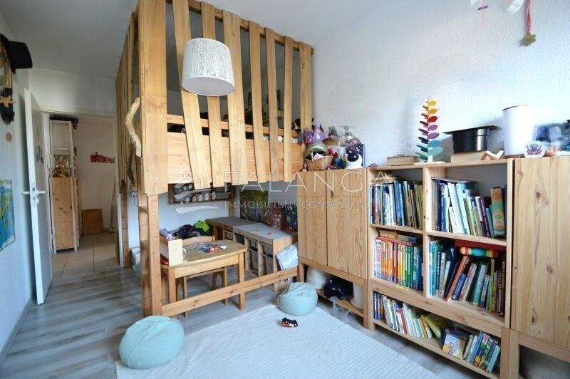 FALANGA IMMOBILIEN - Helle 3-Zimmer Wohnung mit Sonnenbalkon in Nähe der Weinberge von MZ-Kostheim!! 3 zimmer