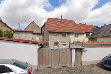 Einfamilienhaus mit Hof, Garage und Garten in Bechtolsheim 4 zimmer