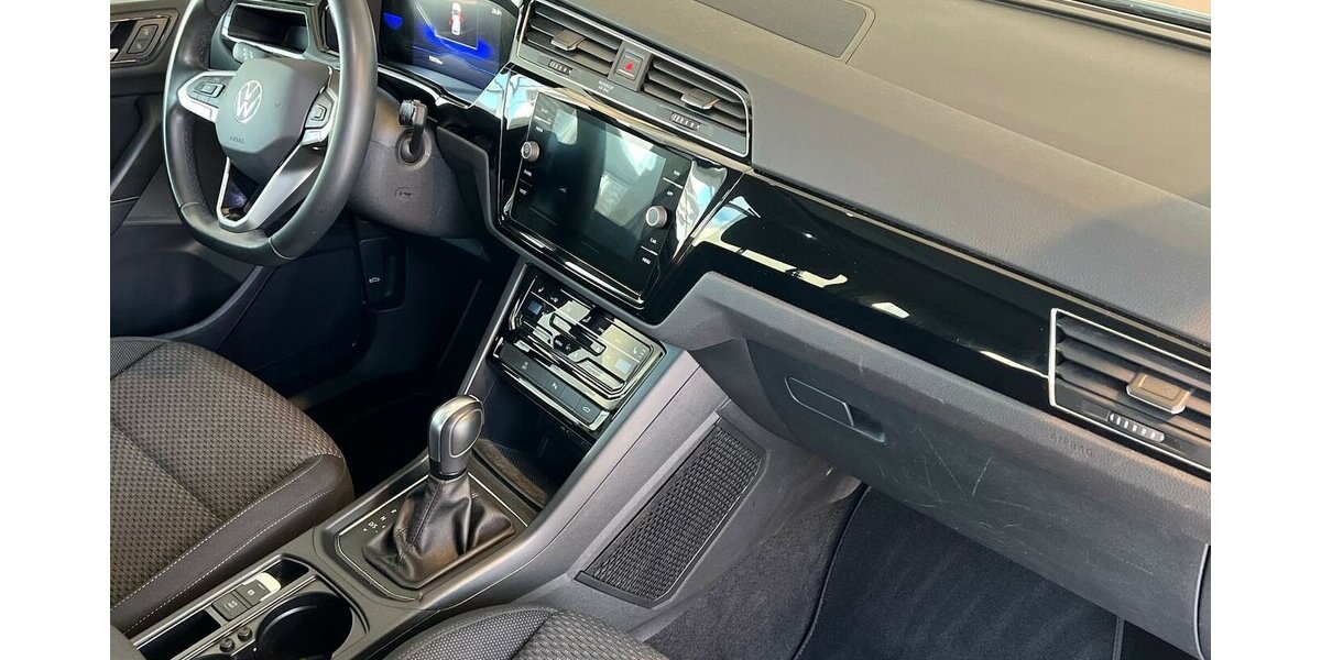 VW Touran Comfortline BMT Start-Stopp 7 Sitzer *Pano* 75.850 km 27.499 &euro; Mainz-Kostheim 55246