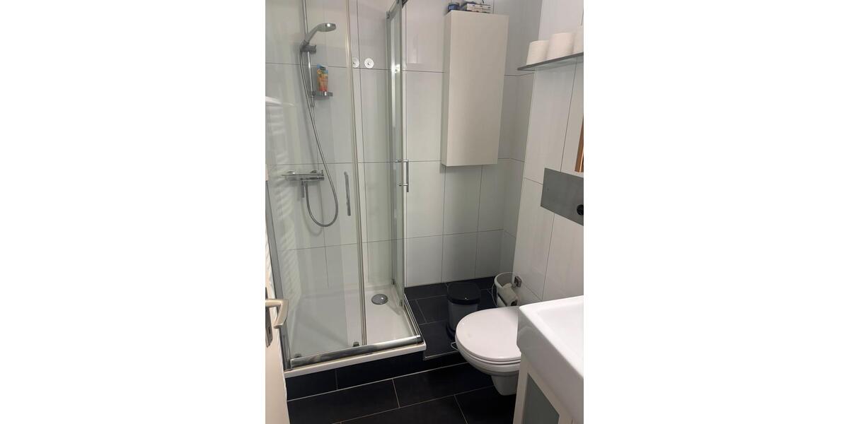 Etagenwohnung Wiesbaden Bierstadt - 1 Zimmer, 40 m&sup2;, 930&euro; | Angebot:25297900