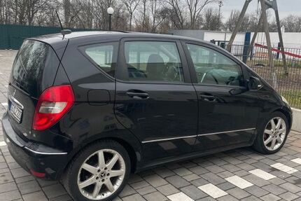 Mercedes-Benz A 180 319.000 km 2.200 &euro; Raunheim 65479