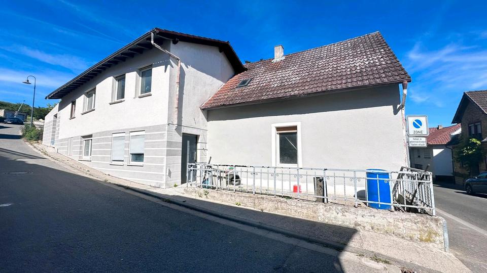 Einfamilienhaus Ober-Olm Olm - 10 Zimmer, 270 m&sup2;, 420.000&euro; | Angebot:26807021