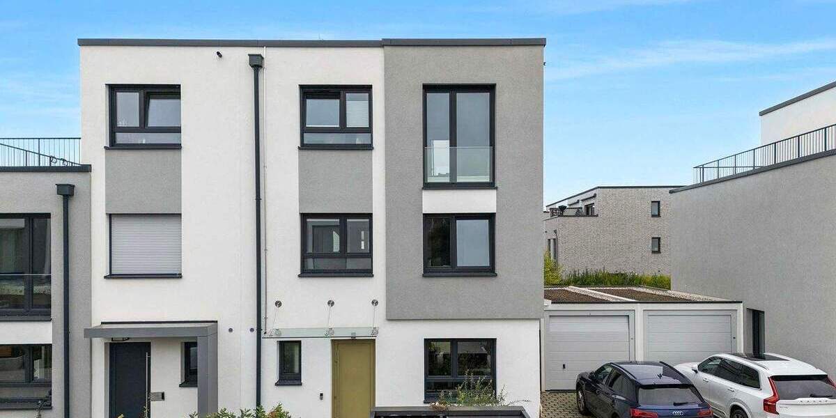 ZUKUNFTSGERICHTET: Neuwertige Doppelhaushälfte mit Photovoltaik und Energieeffizienzklasse A! 6 zimmer