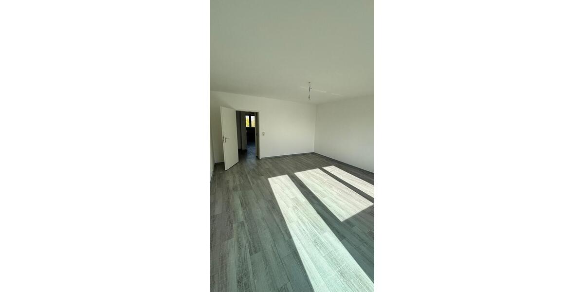 Etagenwohnung Hochheim am Main - 3 Zimmer, 60 m&sup2;, 1.090&euro; | Angebot:26362140