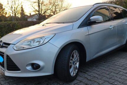 Ford Focus 126.200 km 5.600 &euro; Bad Soden am Taunus 65812
