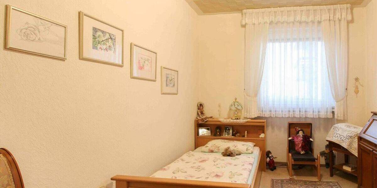Etagenwohnung Bischofsheim - 3 Zimmer, 80 m&sup2;, 249.000&euro; | Angebot:26107732